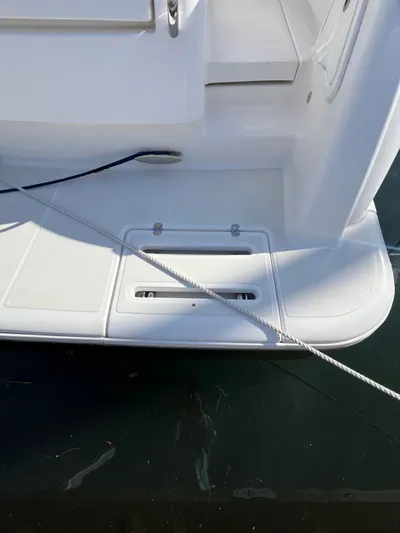 2009 Tiara 3500 Sovran Yacht Photos Pics 