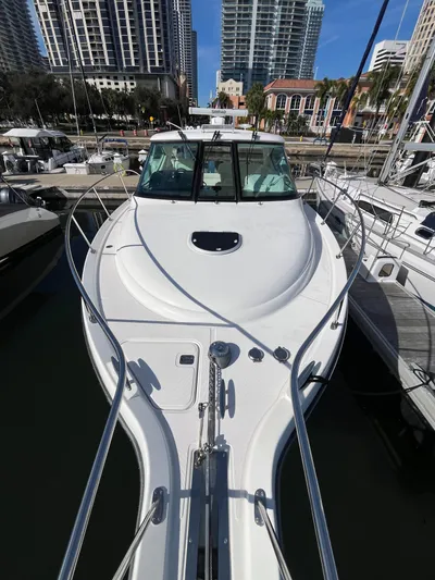 2009 Tiara 3500 Sovran Yacht Photos Pics 