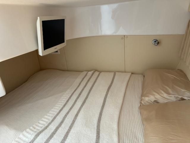 2009 Intrepid 47 