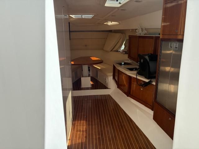 2009 Intrepid 47 