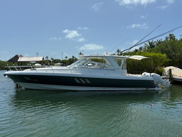 2009 Intrepid 47 