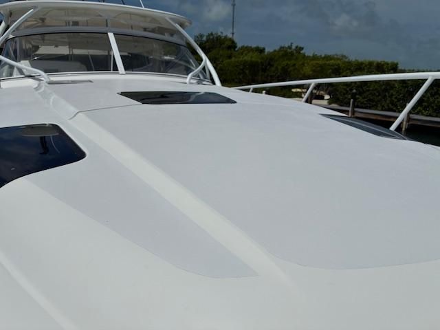 2009 Intrepid 47 