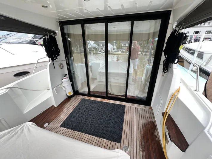  Yacht Photos Pics 2017 Jeanneau NC11 aft sliding door&nbsp;