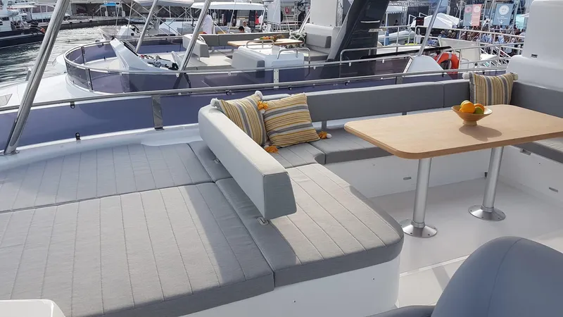  Yacht Photos Pics Sirena 64