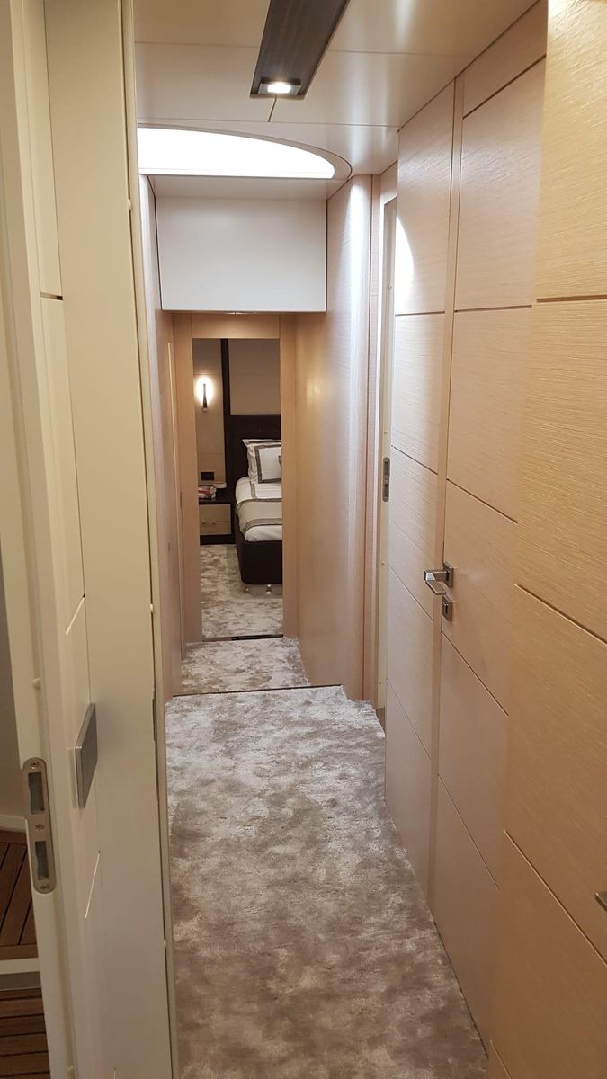 2018 Sirena 68 