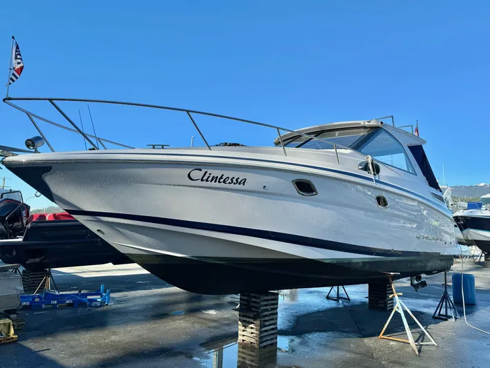 Clintessa Yacht Photos Pics 