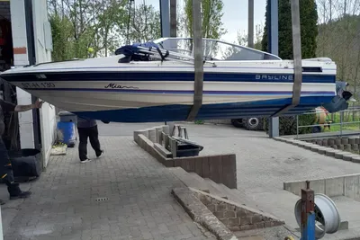 1987 Bayliner Capri Bowrider