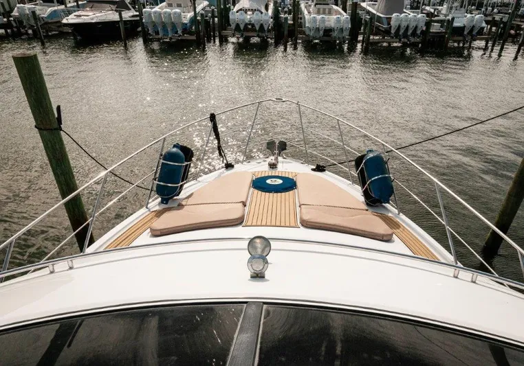 Graham's Enterprise Yacht Photos Pics 2002 Carver 444 CPMY- Graham's Enterprise