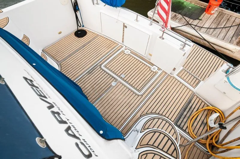 Graham's Enterprise Yacht Photos Pics 2002 Carver 444 CPMY- Graham's Enterprise