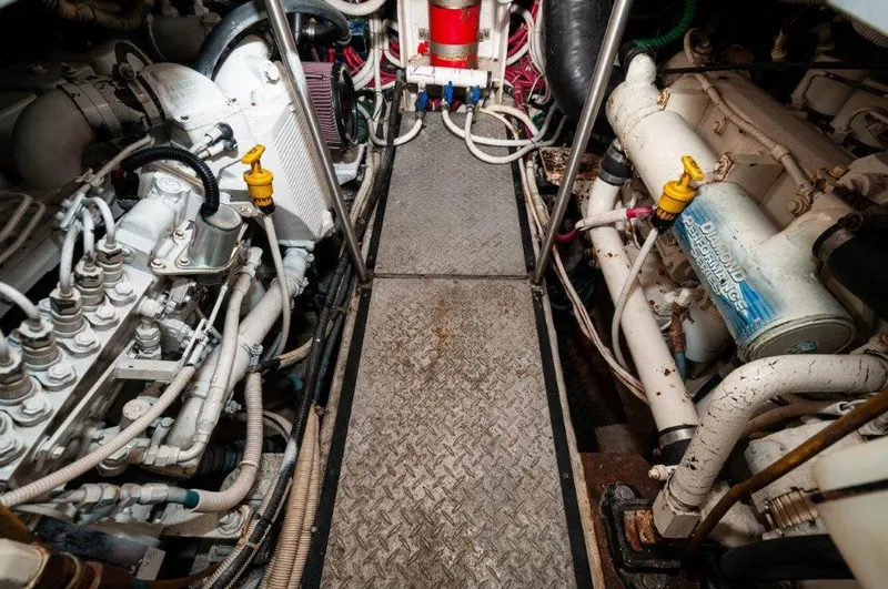 Graham's Enterprise Yacht Photos Pics 2002 Carver 444 CPMY- Graham's Enterprise