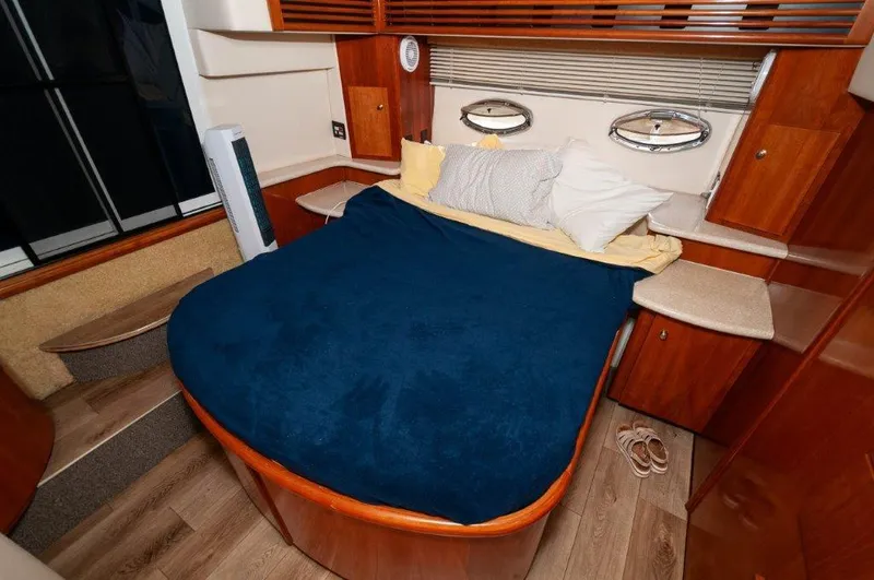 Graham's Enterprise Yacht Photos Pics 2002 Carver 444 CPMY- Graham's Enterprise