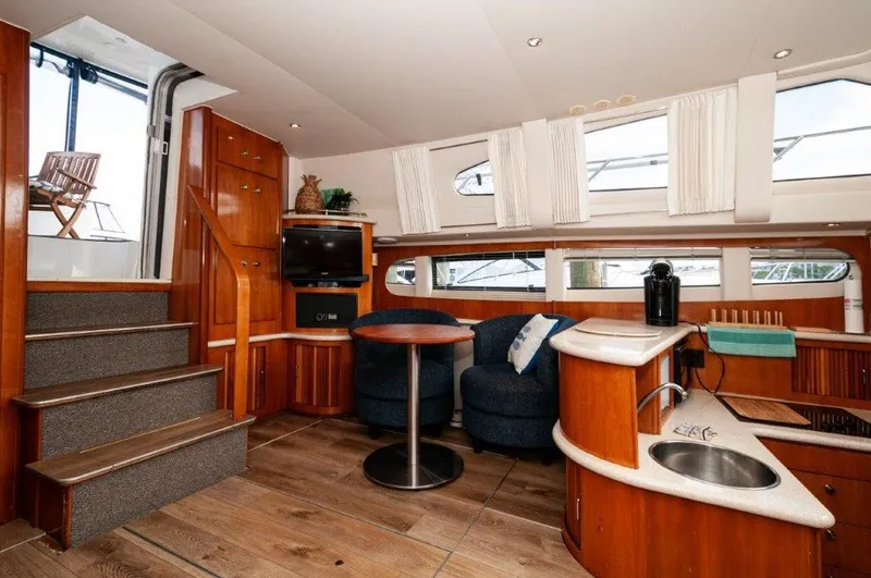 Graham's Enterprise Yacht Photos Pics 2002 Carver 444 CPMY- Graham's Enterprise