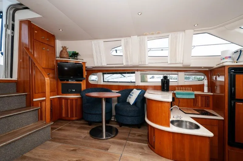 Graham's Enterprise Yacht Photos Pics 2002 Carver 444 CPMY- Graham's Enterprise