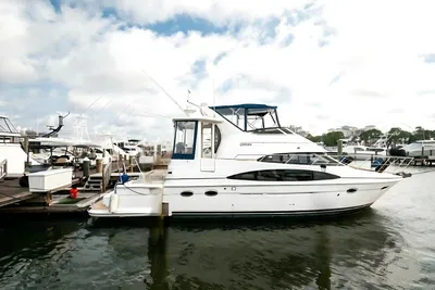 Carver 444 Cockpit Motor Yacht