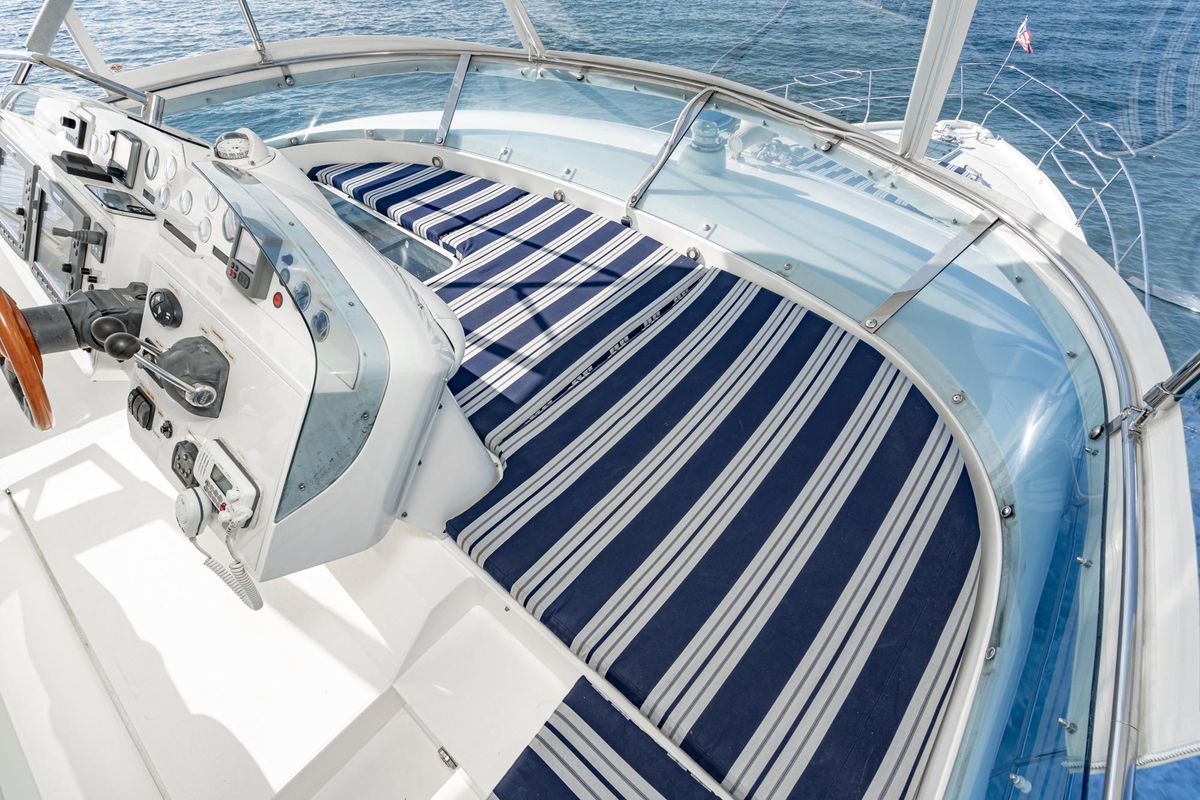 2002 Fairline 58 