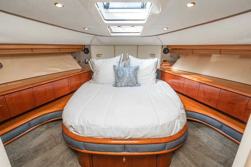 Desperado Yacht Photos Pics 