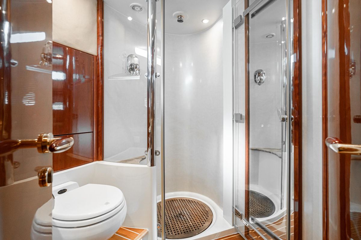 2002 Fairline 58 