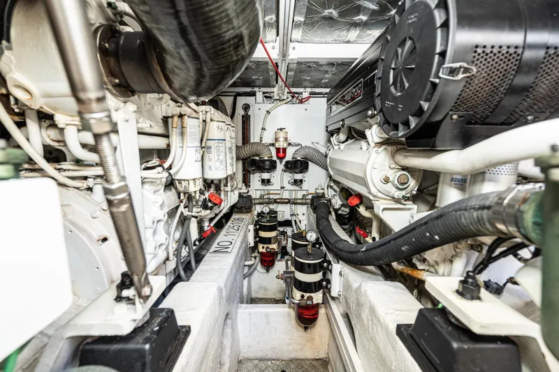 Desperado Yacht Photos Pics 