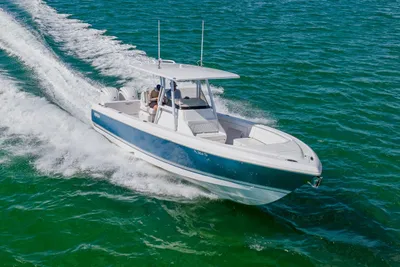 Intrepid 327 Center Console