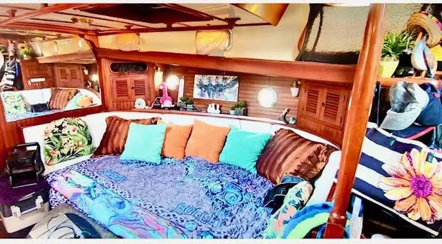 Holleyday Yacht Photos Pics 