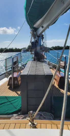 Holleyday Yacht Photos Pics 