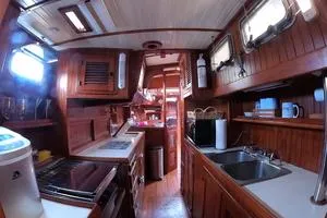 Holleyday Yacht Photos Pics 