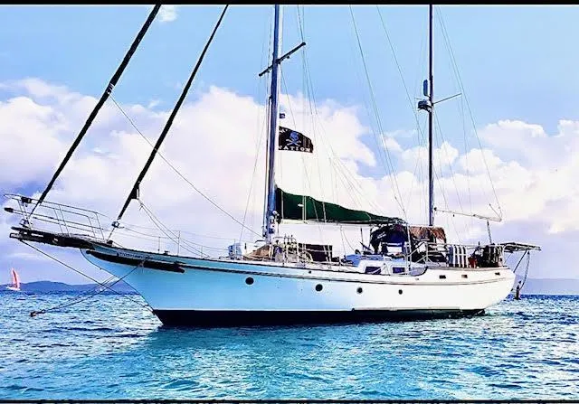 Holleyday Yacht Photos Pics 