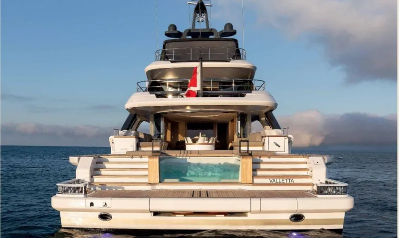  Yacht Photos Pics Benetti Oasis 34 - D Yachts