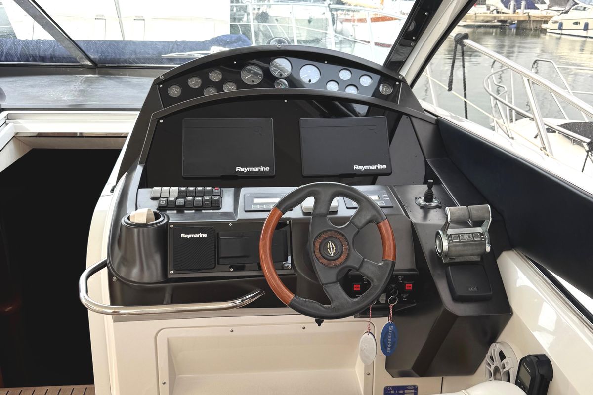 2006 Sunseeker 55 