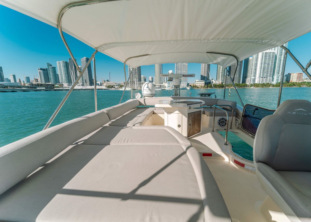 2012 Azimut 48 