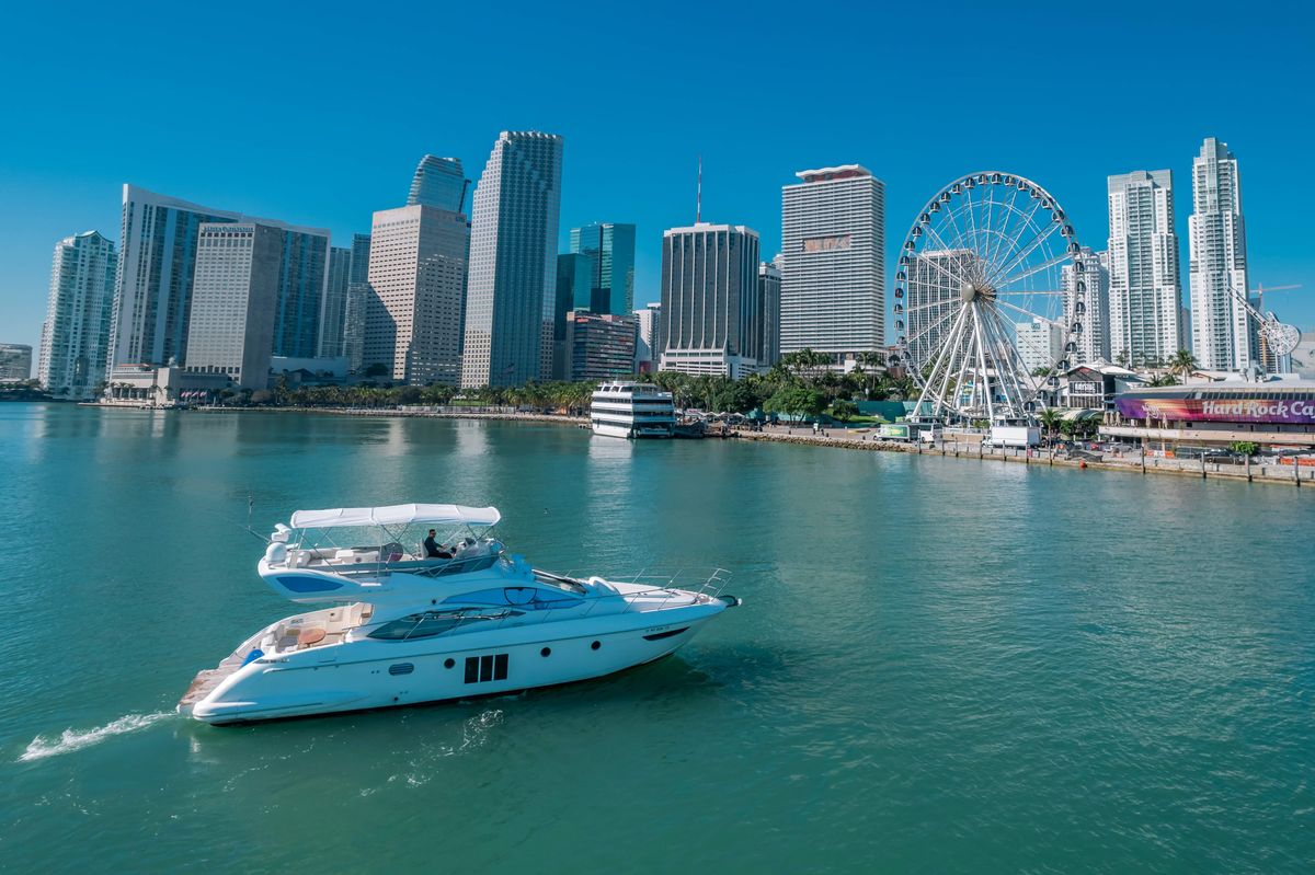 2012 Azimut 48 