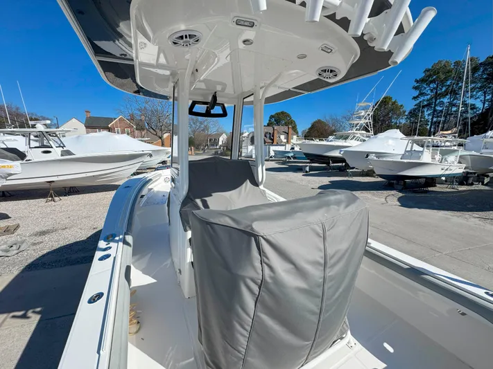 Trailer Included, Low Hrs Yacht Photos Pics 