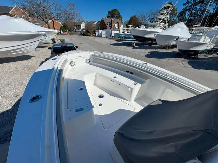 Trailer Included, Low Hrs Yacht Photos Pics 