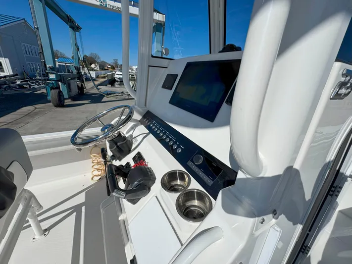 Trailer Included, Low Hrs Yacht Photos Pics 