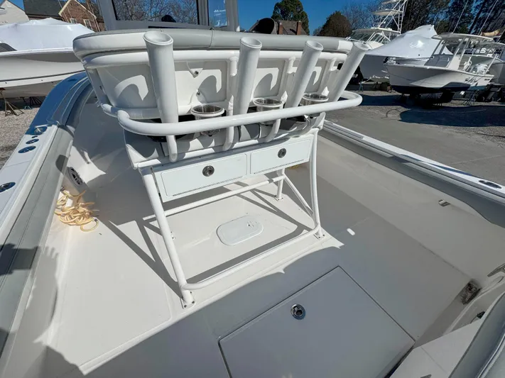 Trailer Included, Low Hrs Yacht Photos Pics 