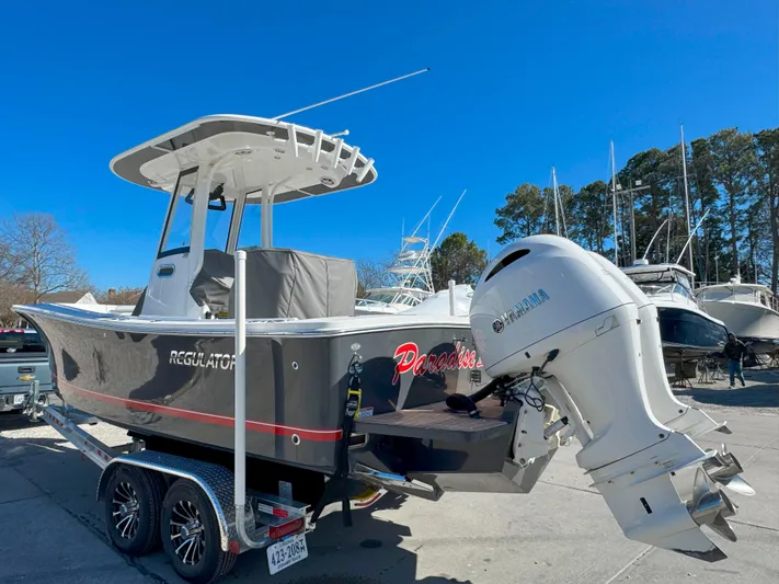 Trailer Included, Low Hrs Yacht Photos Pics 