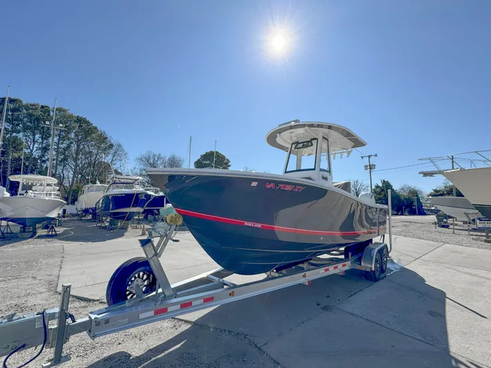 Trailer Included, Low Hrs Yacht Photos Pics 