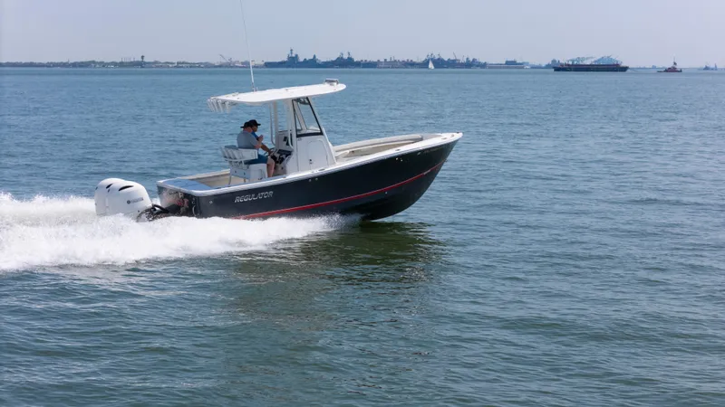 Trailer Included, Low Hrs Yacht Photos Pics 