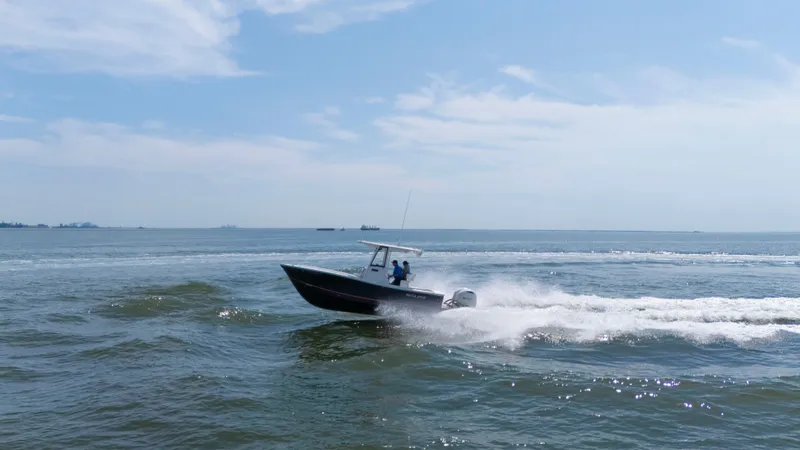 Trailer Included, Low Hrs Yacht Photos Pics 