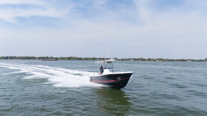 Trailer Included, Low Hrs Yacht Photos Pics 