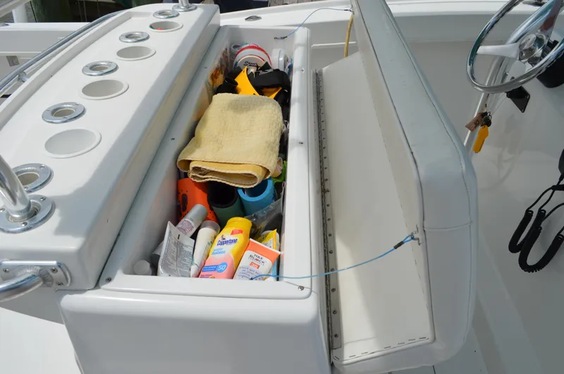 Busy Hooker Yacht Photos Pics 