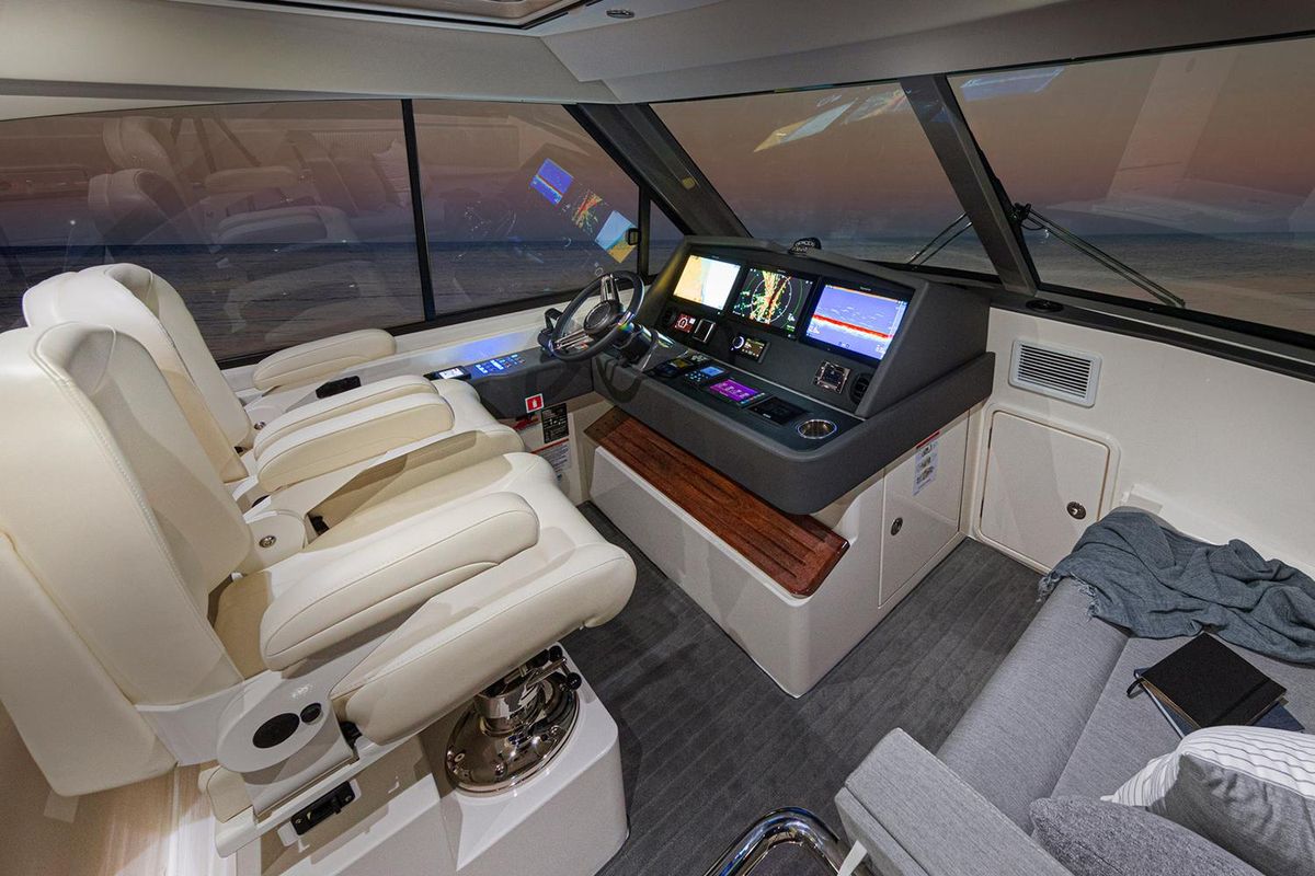 2023 Riviera 50 