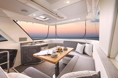 Yacht