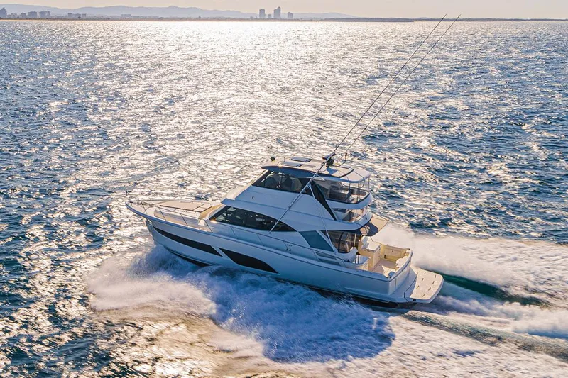  Yacht Photos Pics Manufacturer Provided Image
