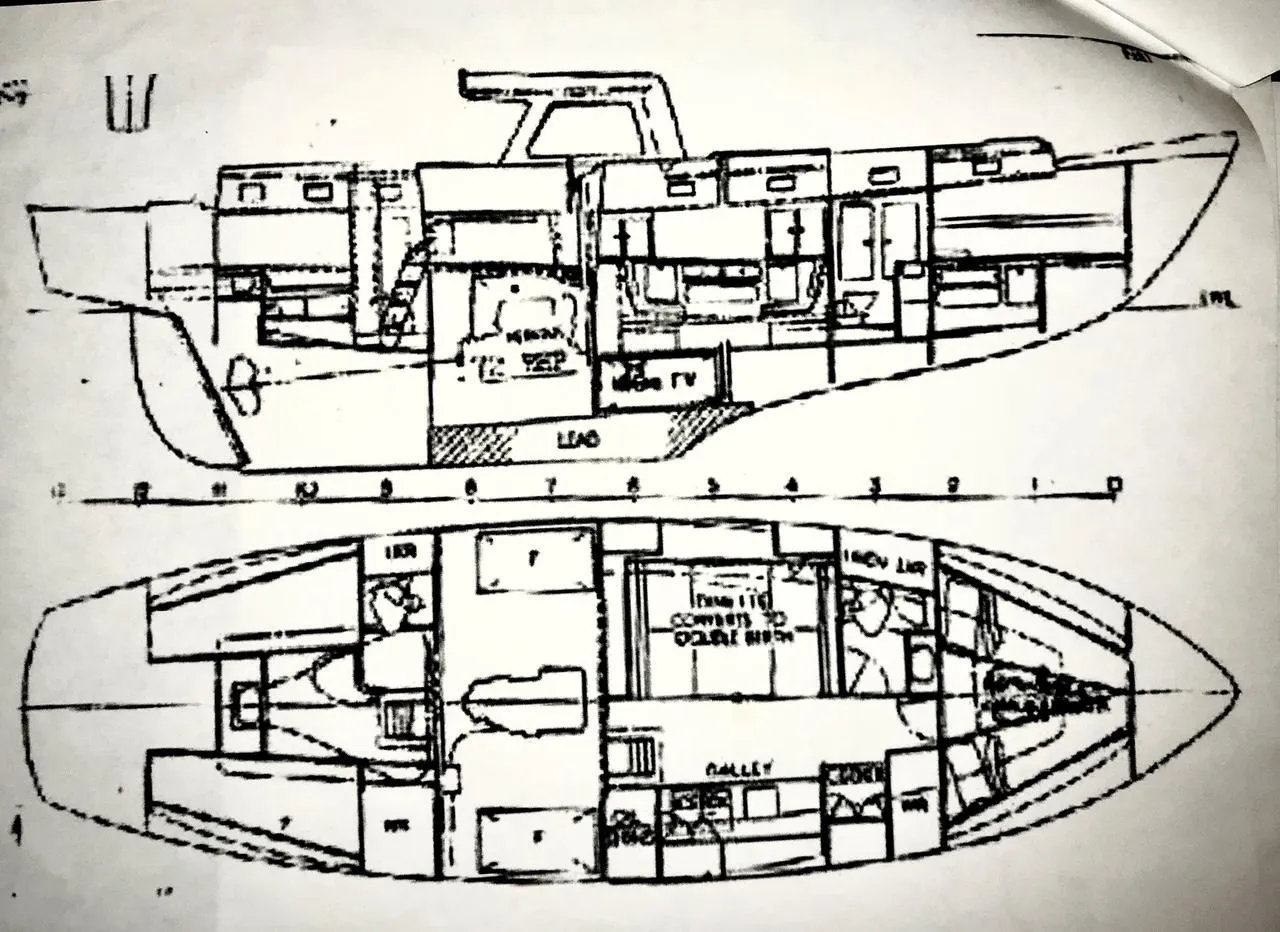 Blueprint of 1975 Salar 40 sailboat, showcasing interior layout and design details.
