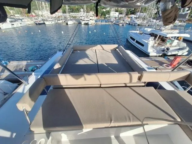 Elvira Yacht Photos Pics Bali 4.8