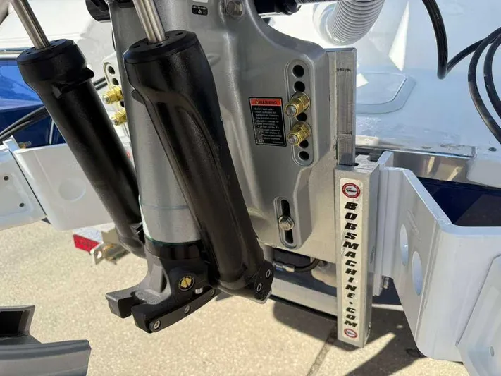 Black Label Marine Yacht Photos Pics Close-up of a 2026 Caymas 28 HB boat mechanism.