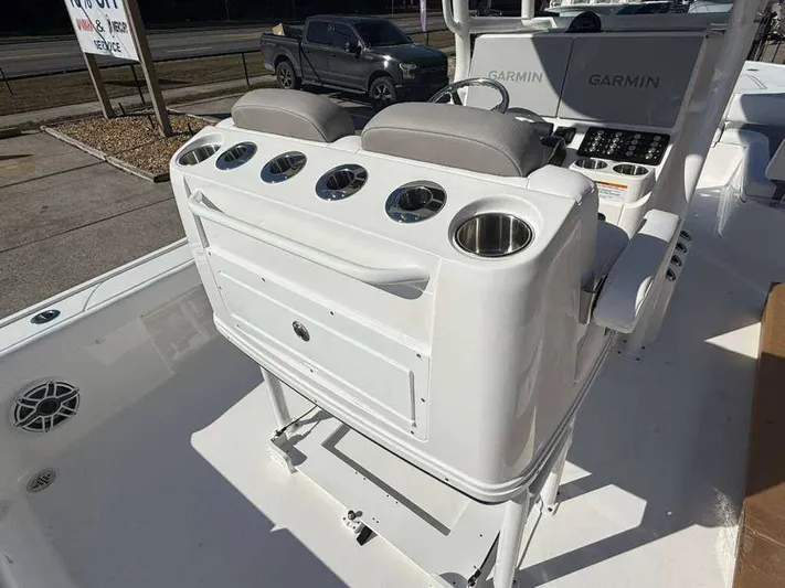 Black Label Marine Yacht Photos Pics Interior view of 2026 Caymas 28 HB with helm console.