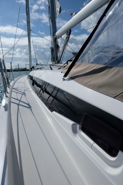 2020 Jeanneau Sun Odyssey 410