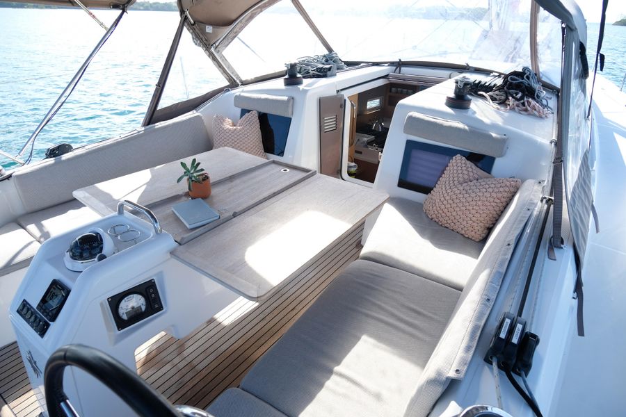 2020 Jeanneau Sun Odyssey 410